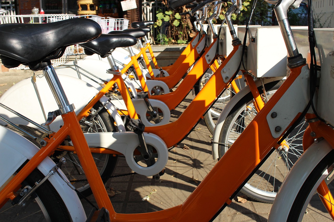 騎行情侶照，記錄愛情中最絢爛的瞬間